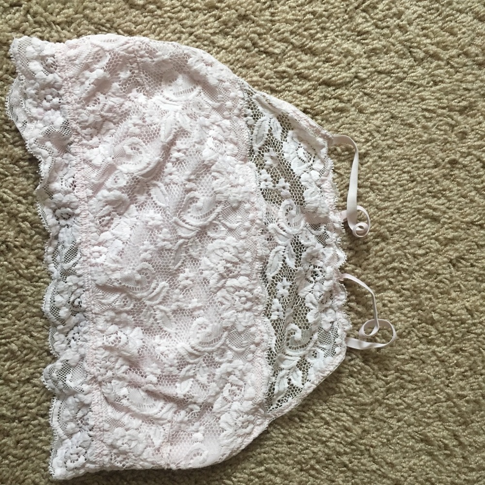 SO baby pink bralette